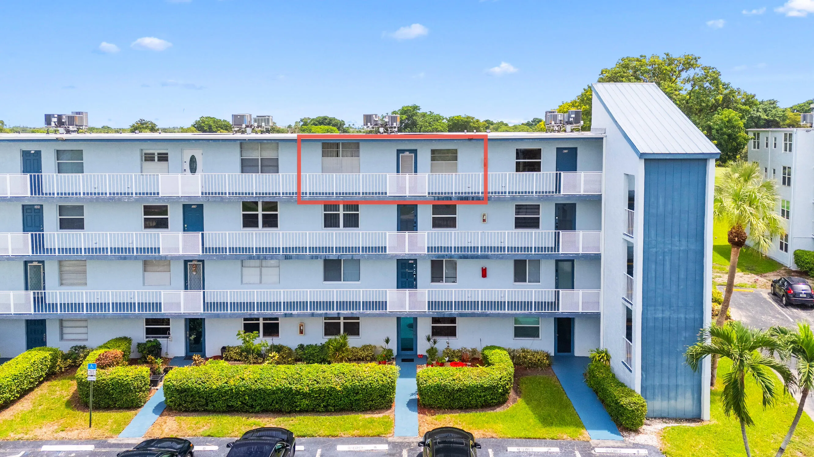 TOP FLOOR CONDO