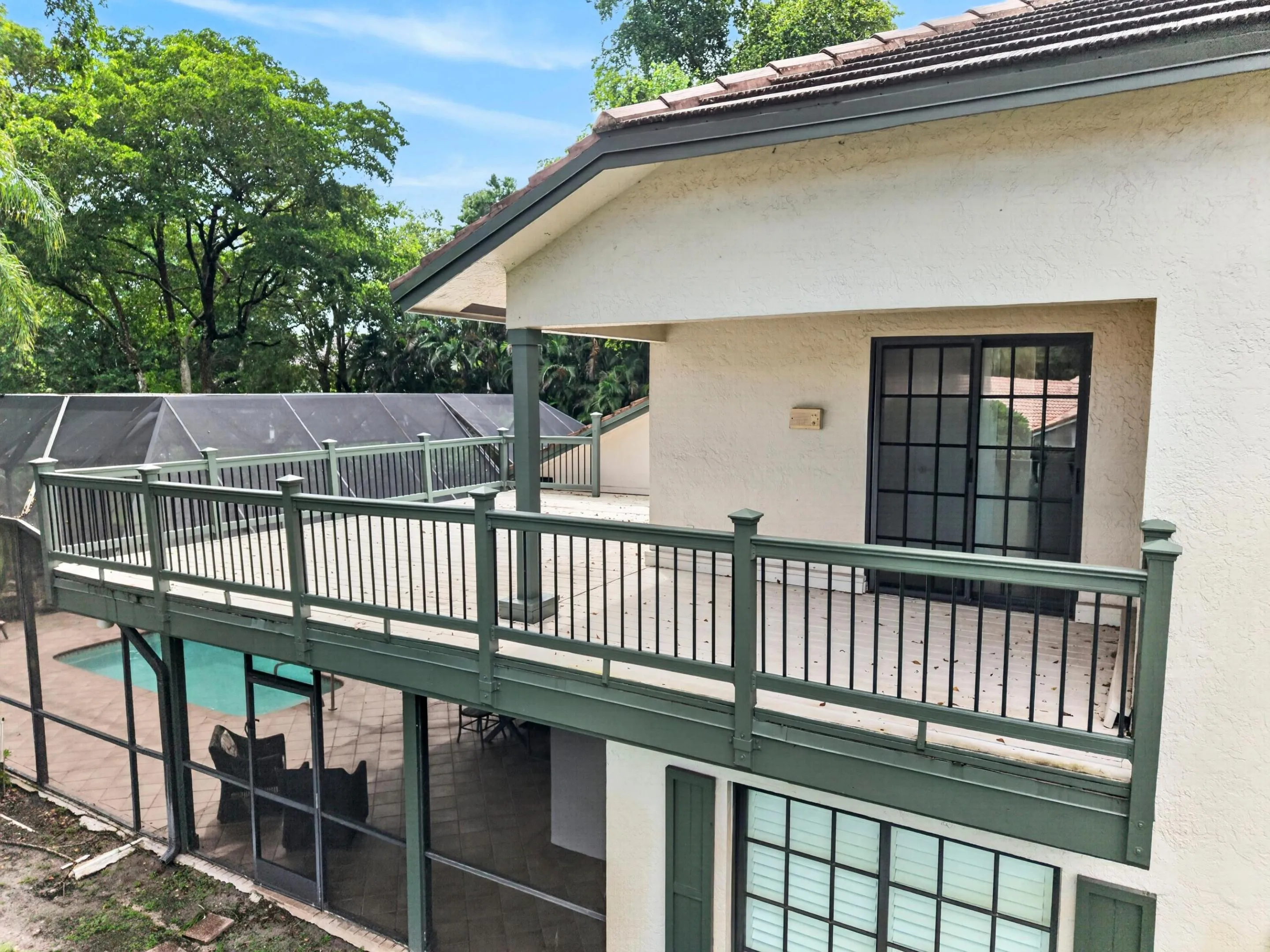 046-022-Veranda-4000x2999
