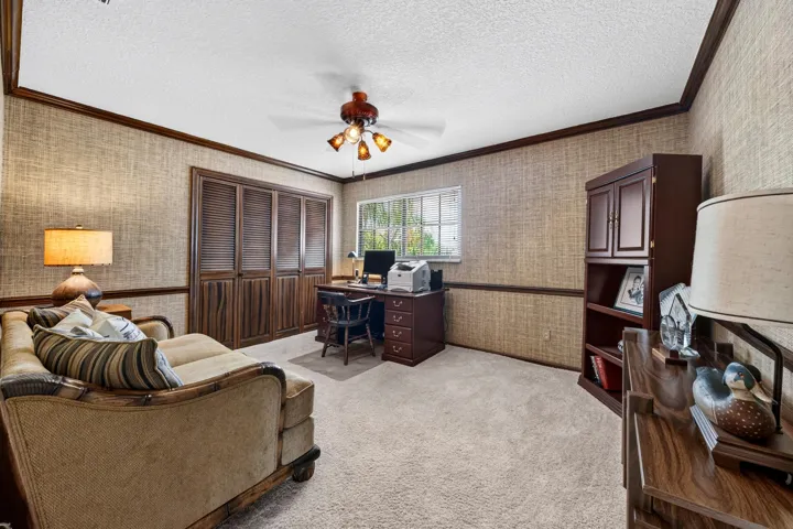 035-023-Bedroom-4000x2664