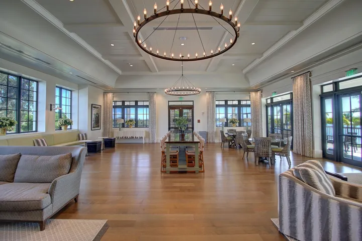 Club House 2