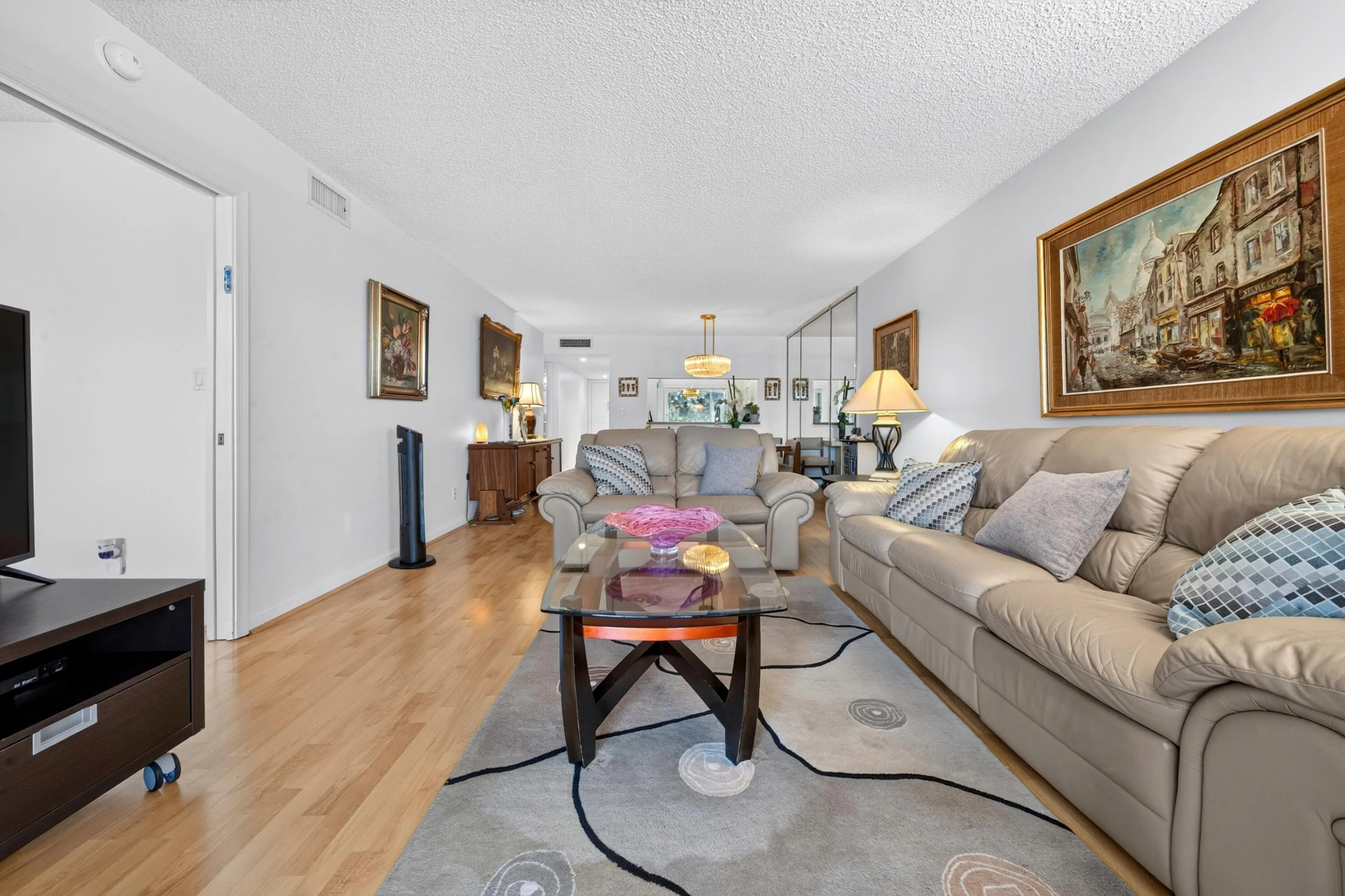 016-014-LivingDining Room-4000x2666