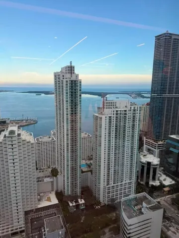 Tha Plaza on Brickell