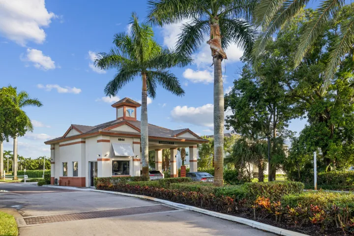 4788_Esedra_Court_047Ave