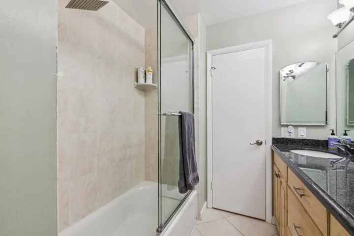 4788_Esedra_Court_020Ave