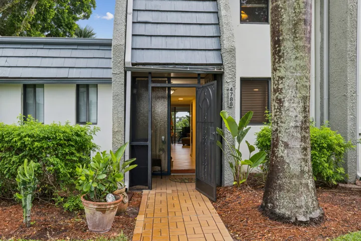 4788_Esedra_Court_006Ave