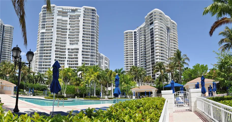 Intracoastal Pool