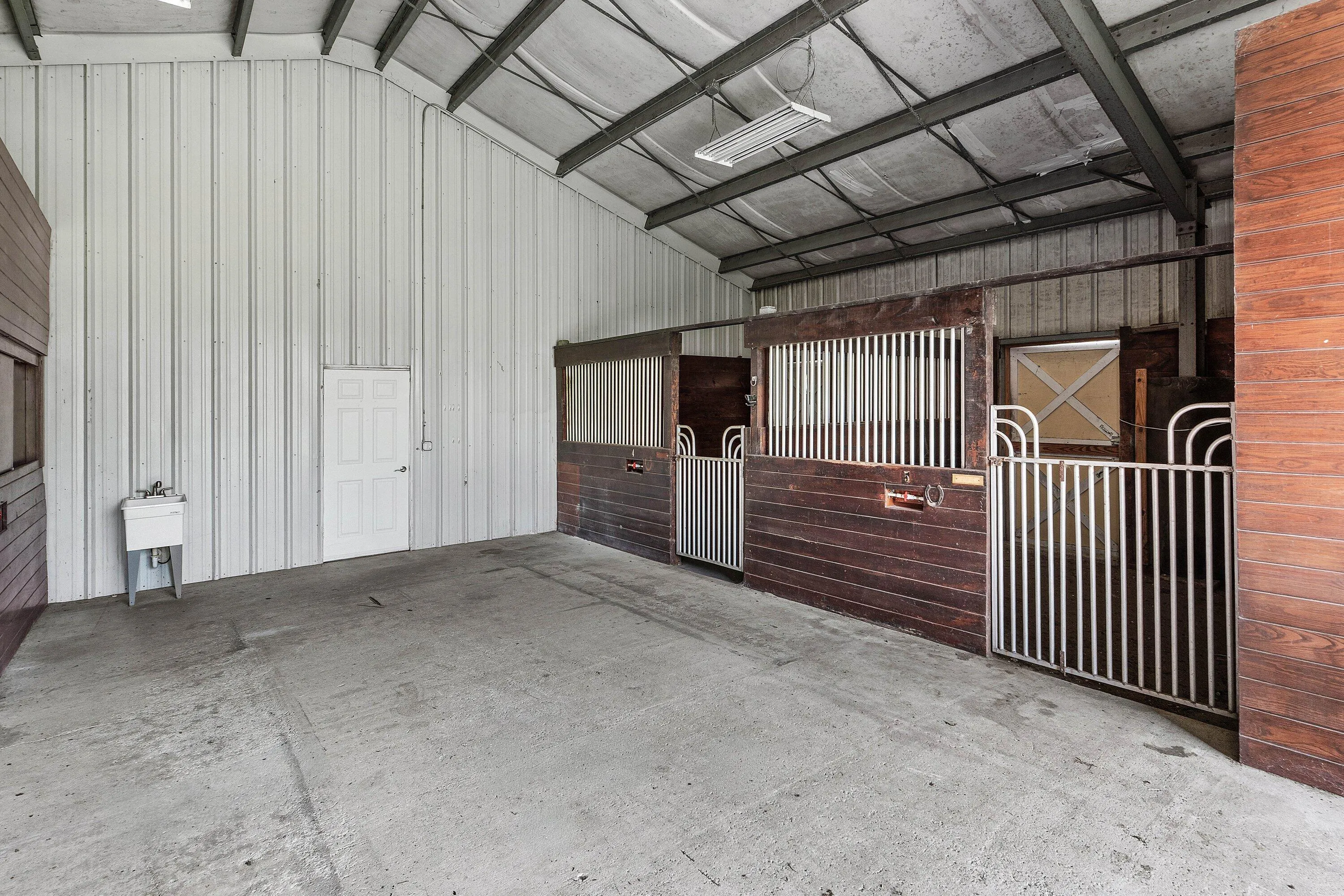 Stable