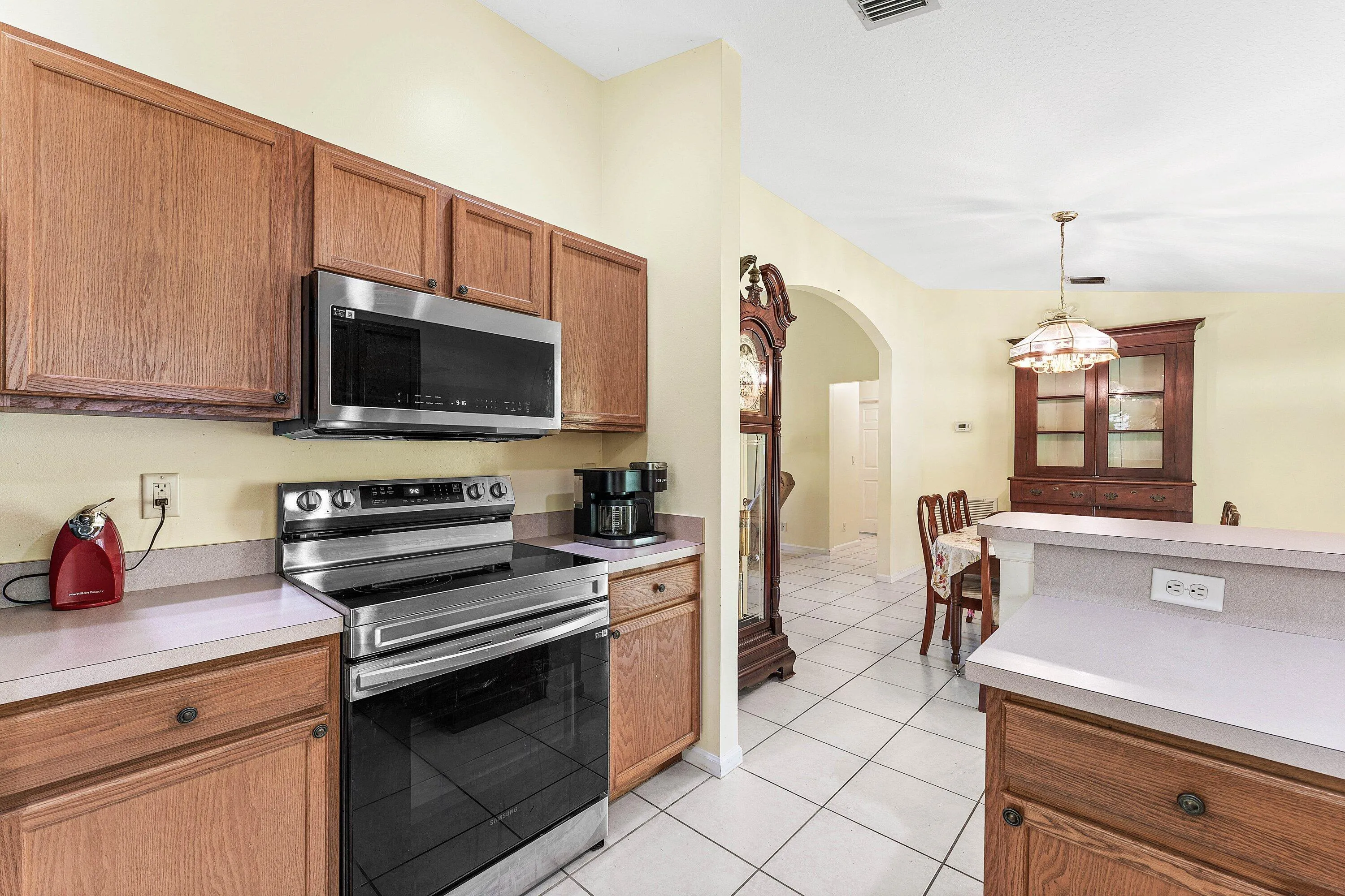 019-1231566thStreetNorth-WestPalmBeach-F