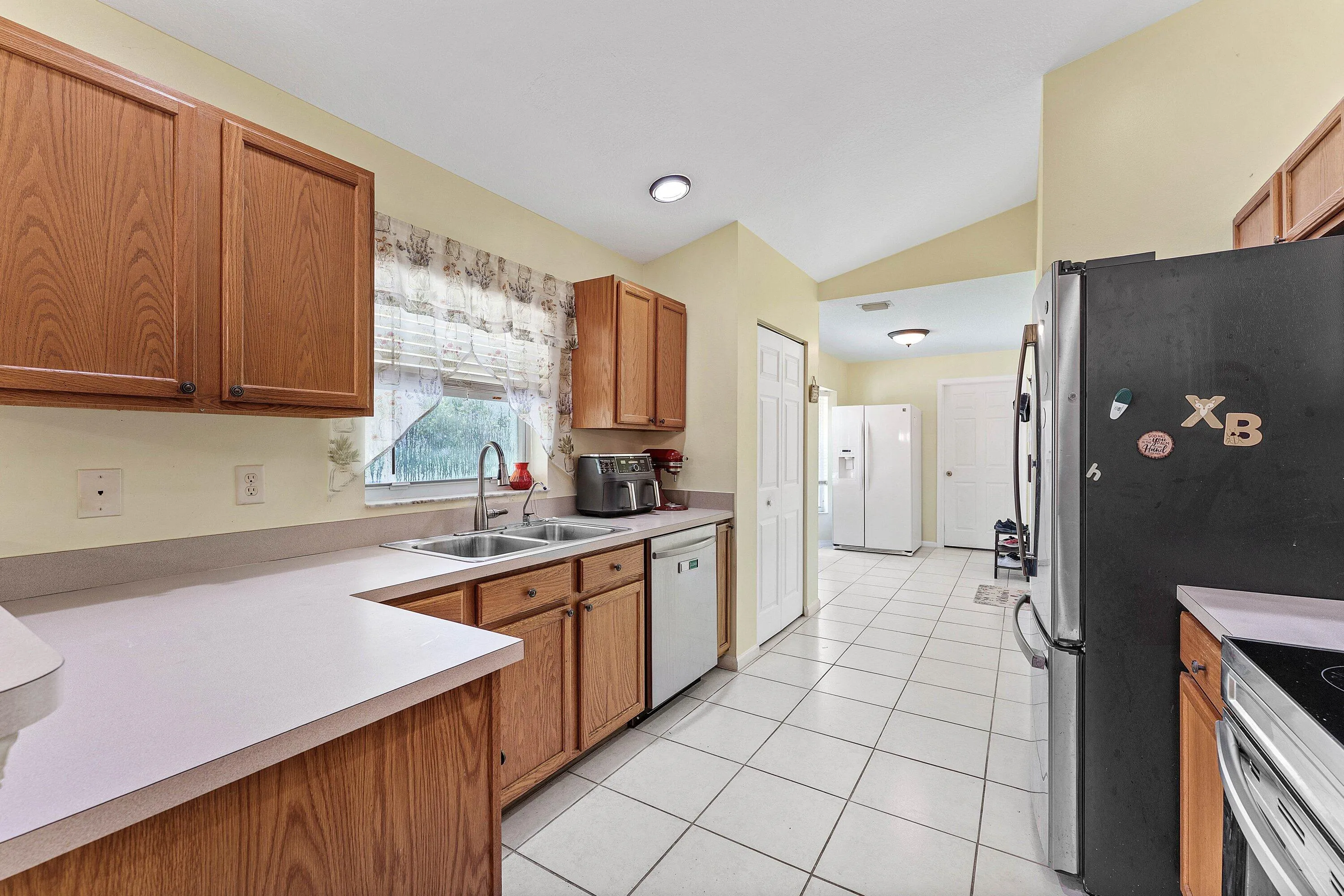 016-1231566thStreetNorth-WestPalmBeach-F