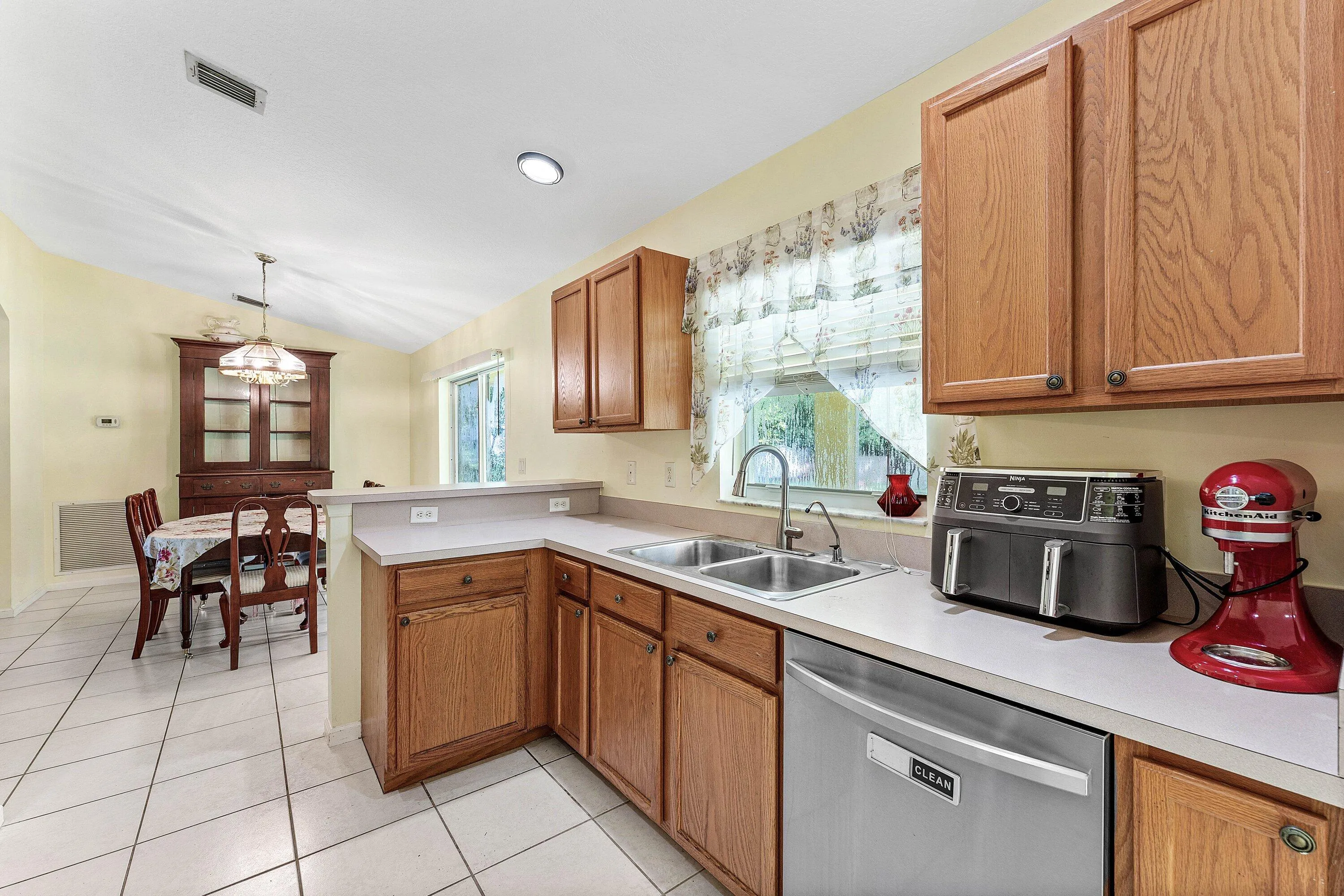 018-1231566thStreetNorth-WestPalmBeach-F