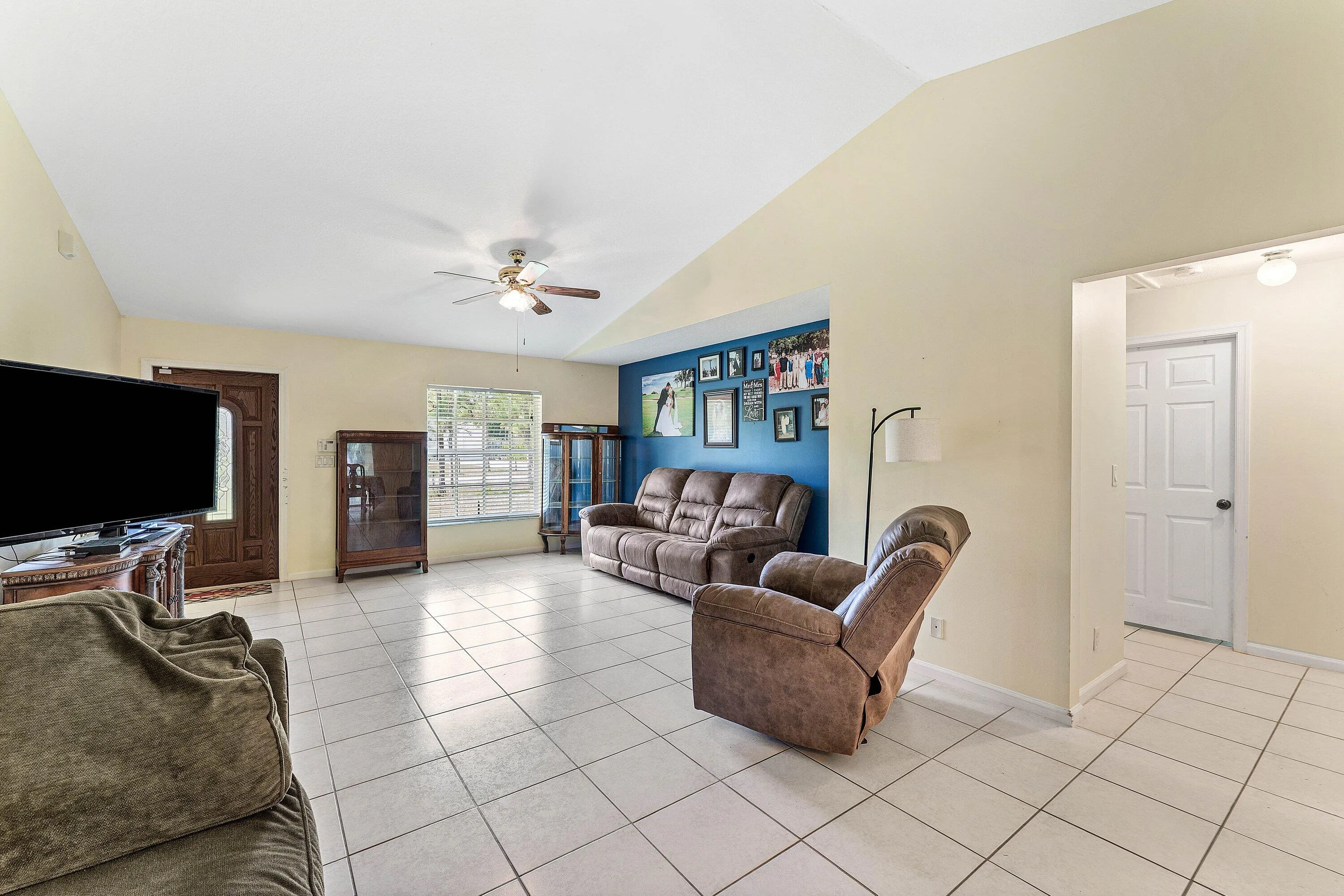 010-1231566thStreetNorth-WestPalmBeach-F