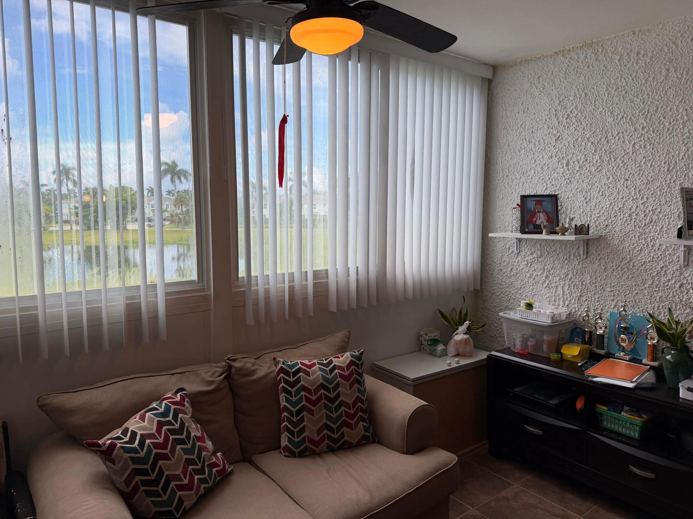 Living room extended to porch area