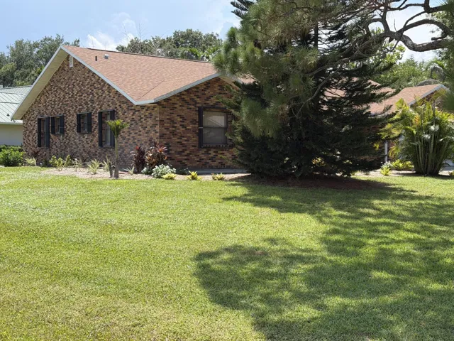 Front_Exterior