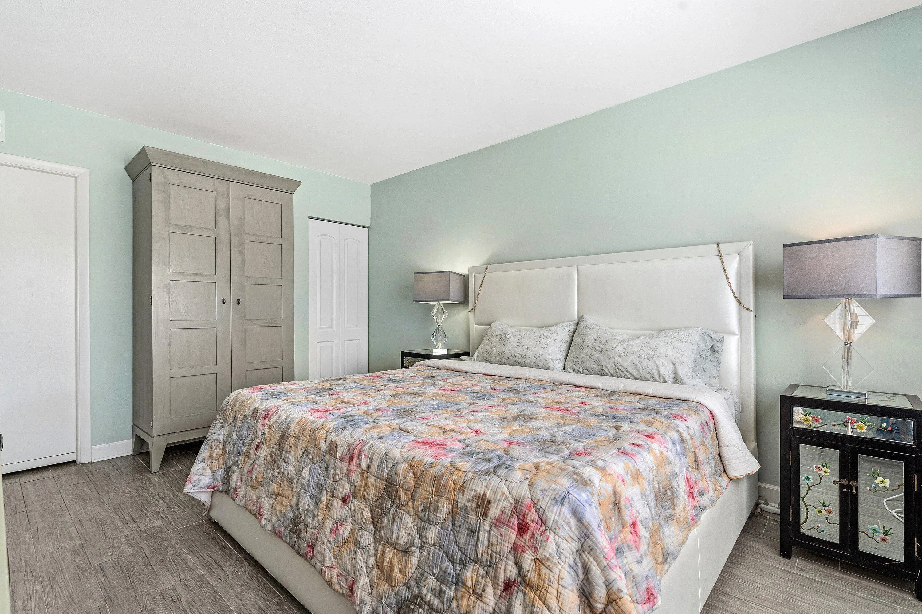 024-2440Southwest22ndAvenue-703-DelrayBe