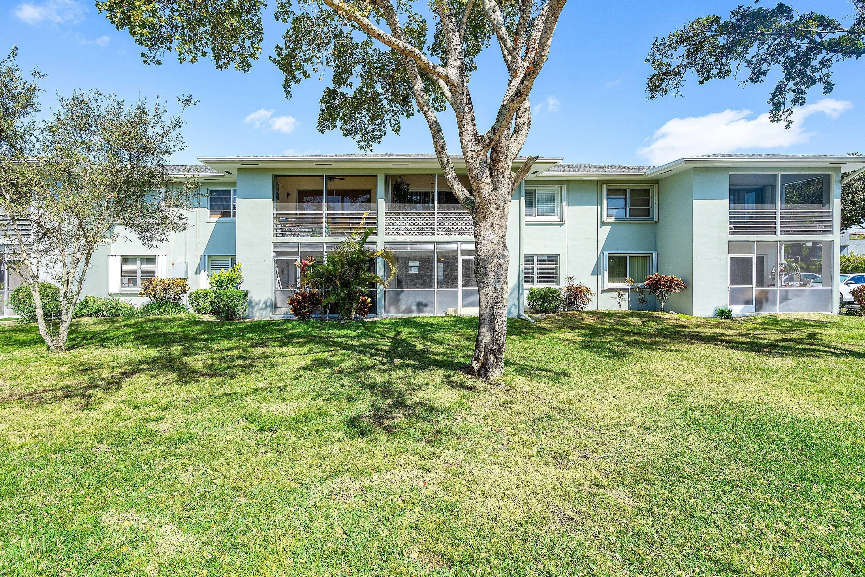 029-2440Southwest22ndAvenue-703-DelrayBe