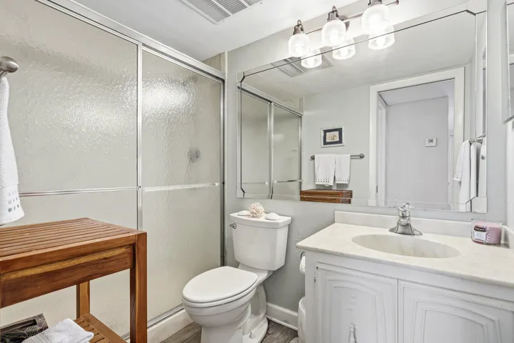 019-2440Southwest22ndAvenue-703-DelrayBe