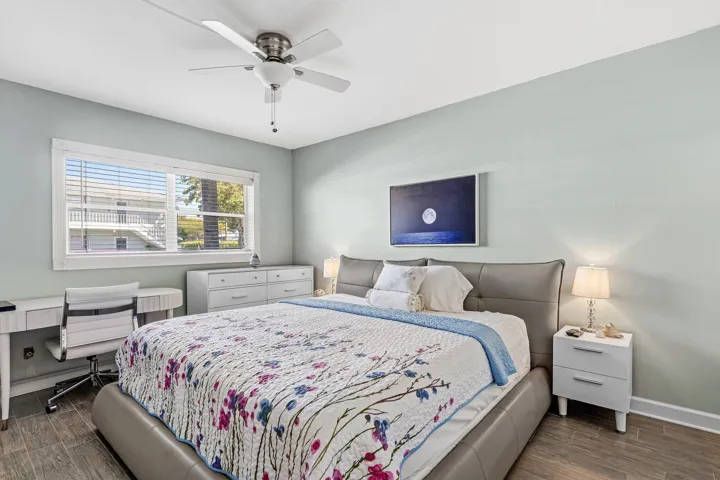 017-2440Southwest22ndAvenue-703-DelrayBe