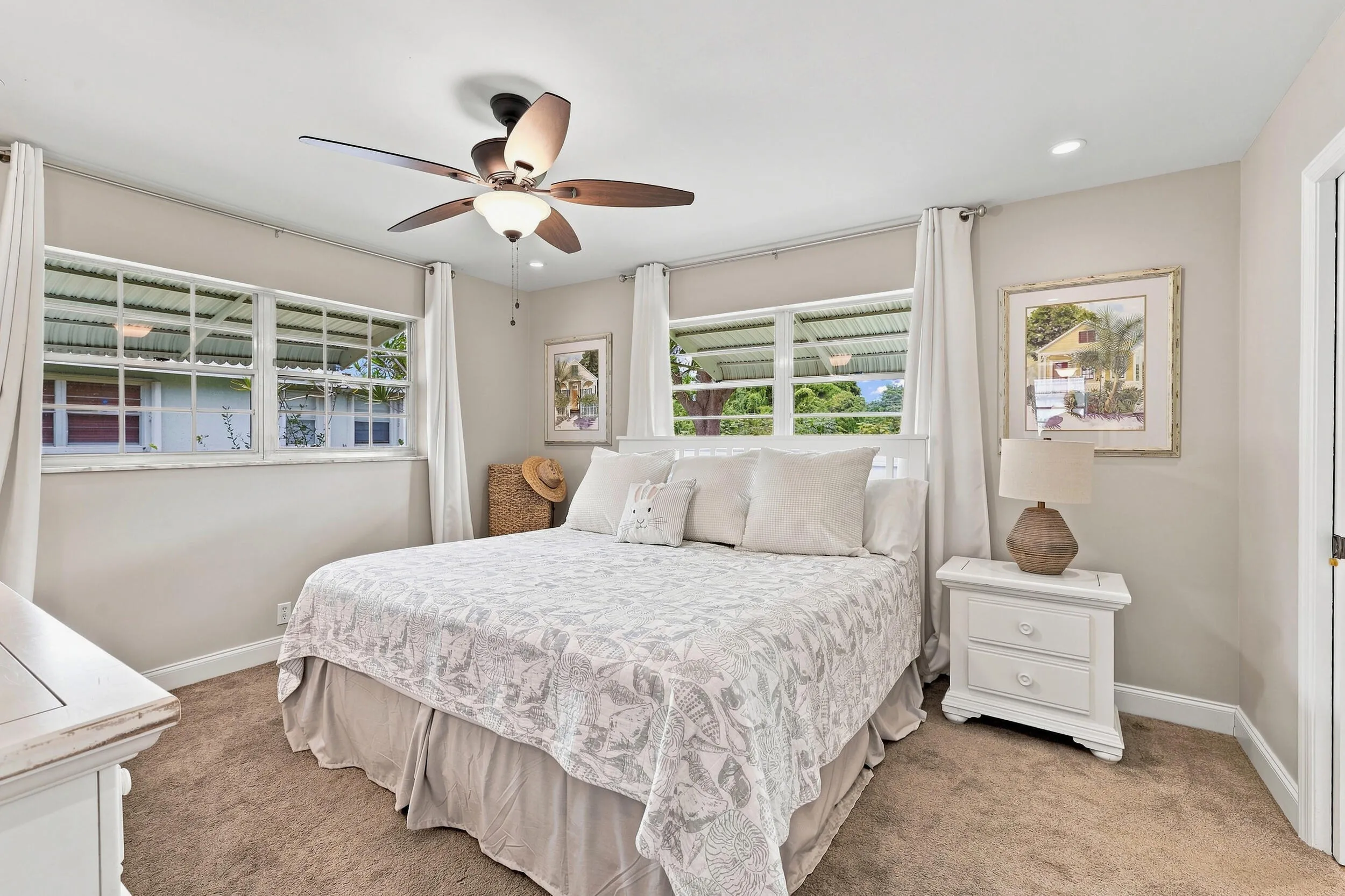 Bright corner primary bedroom with ensuite bathroom