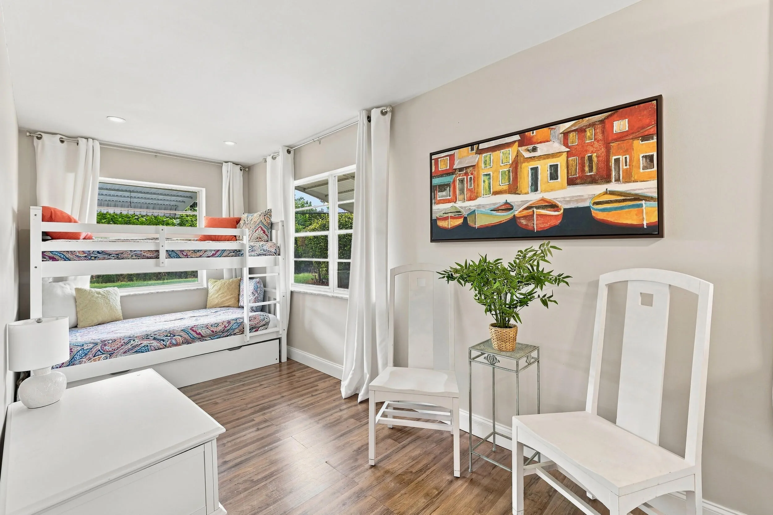 Extended family room