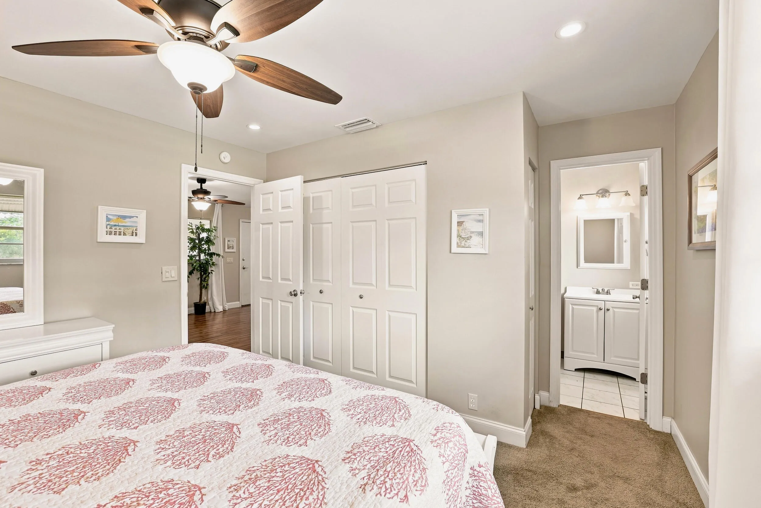 2nd bedroom with ensuite bathroom