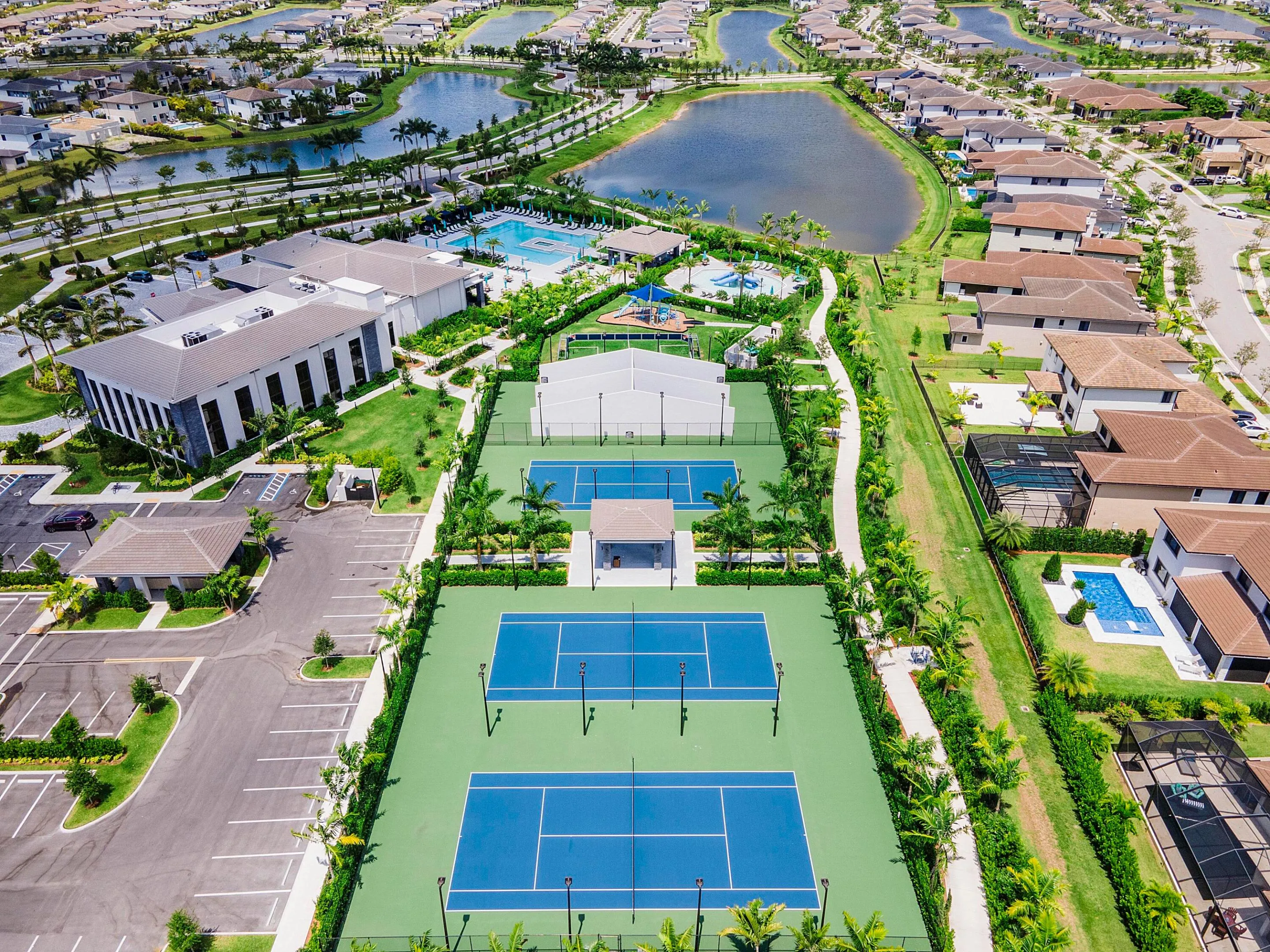 CASCATA TENNIS COURTS