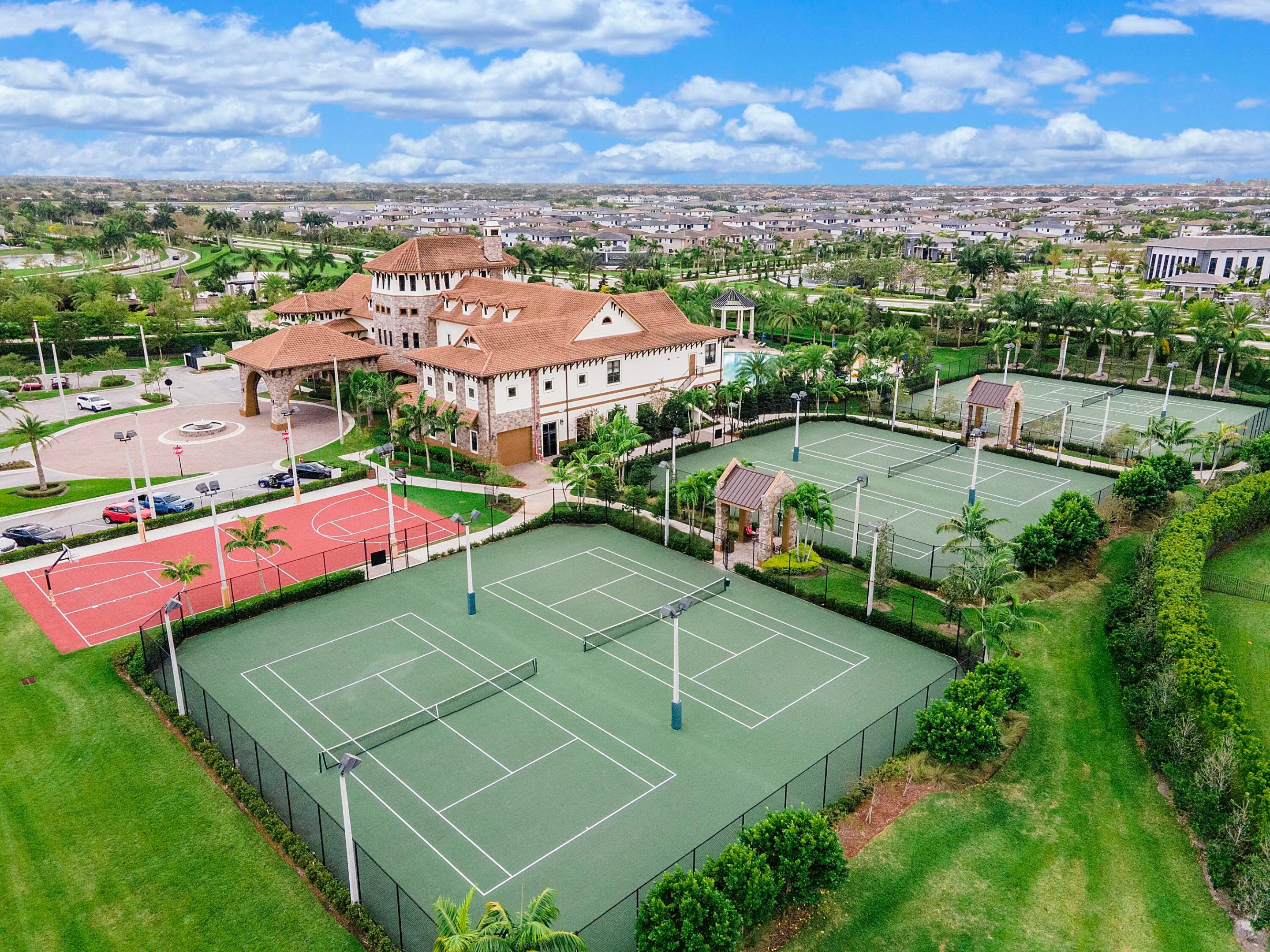MIRALAGO TENNIS COURTS