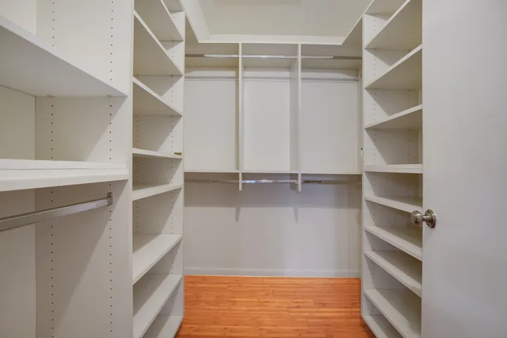 Walk in Closet