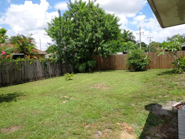 11751 Oleander Drive 021