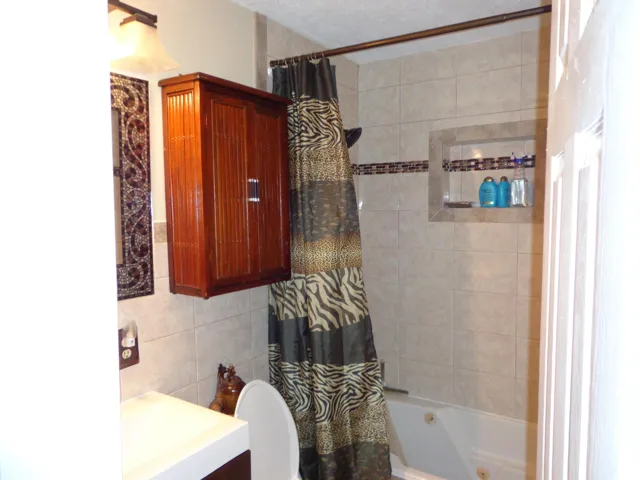 11751 Oleander Drive 017