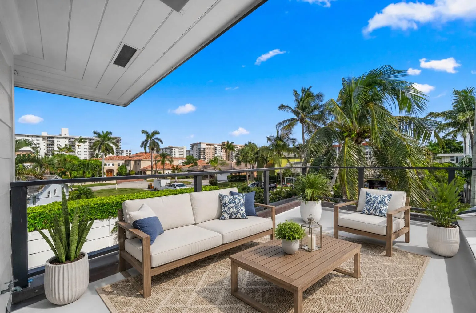 Virtually staged to help you envision the possibilities.