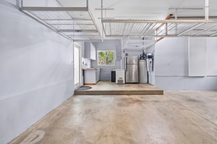 garage