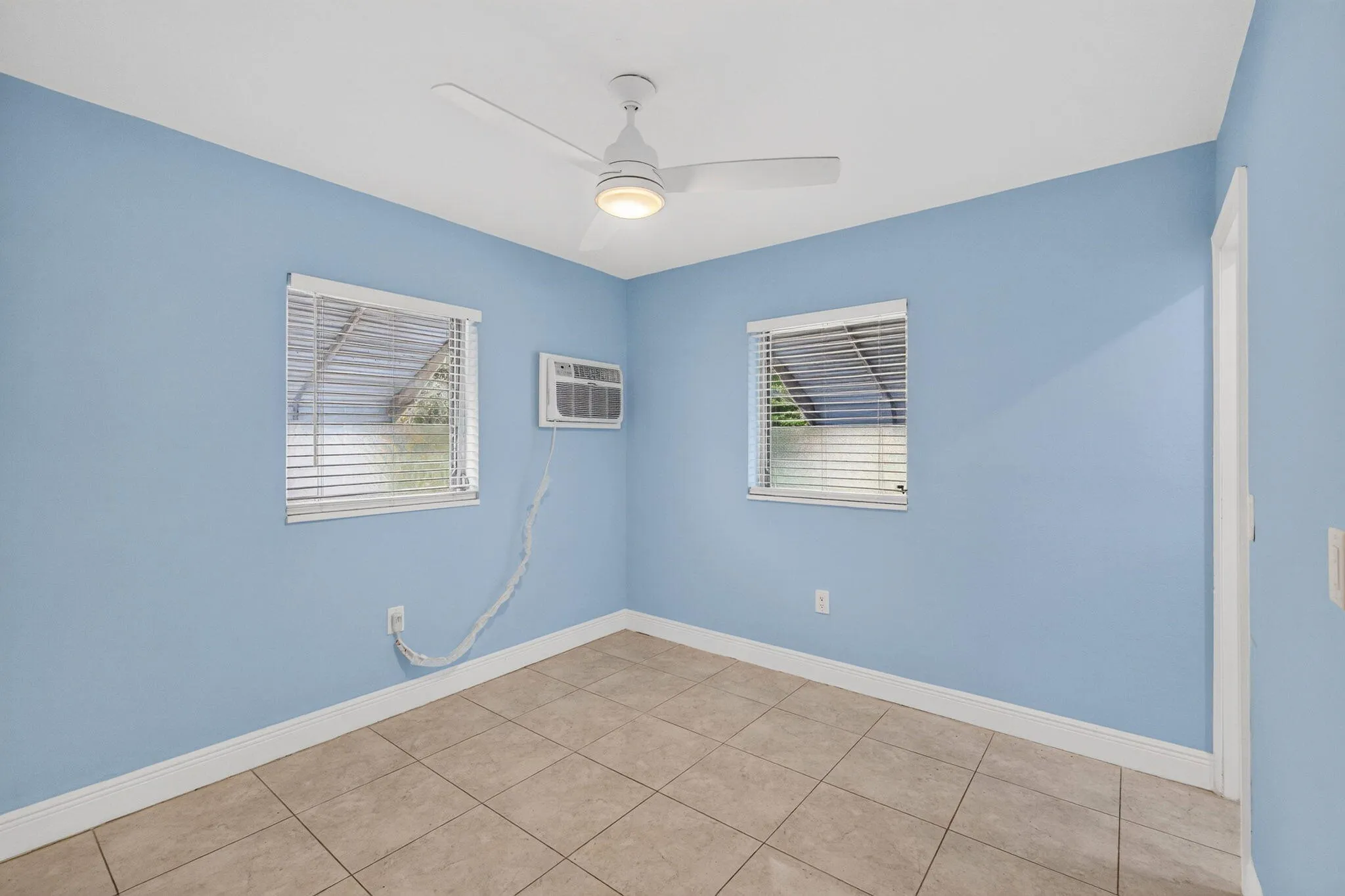 21-web-or-mls-699A6111