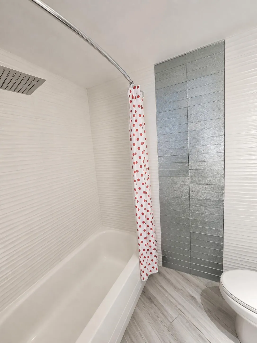 bathtub