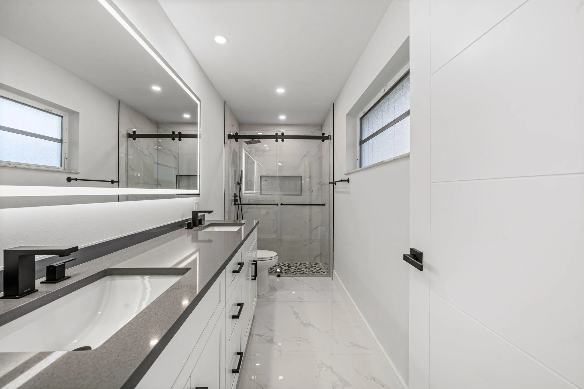 15 - Master Bathroom