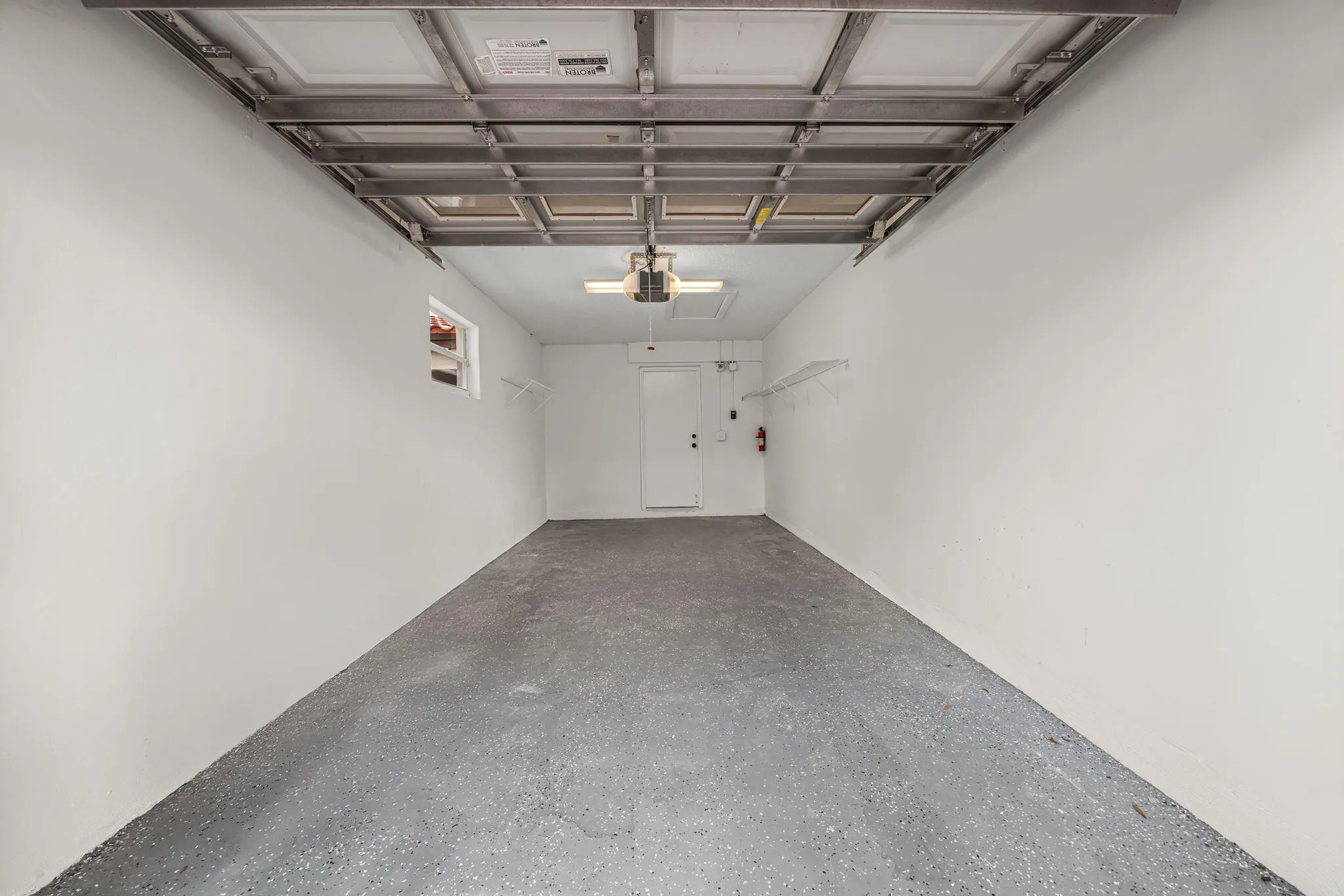 end - Garage