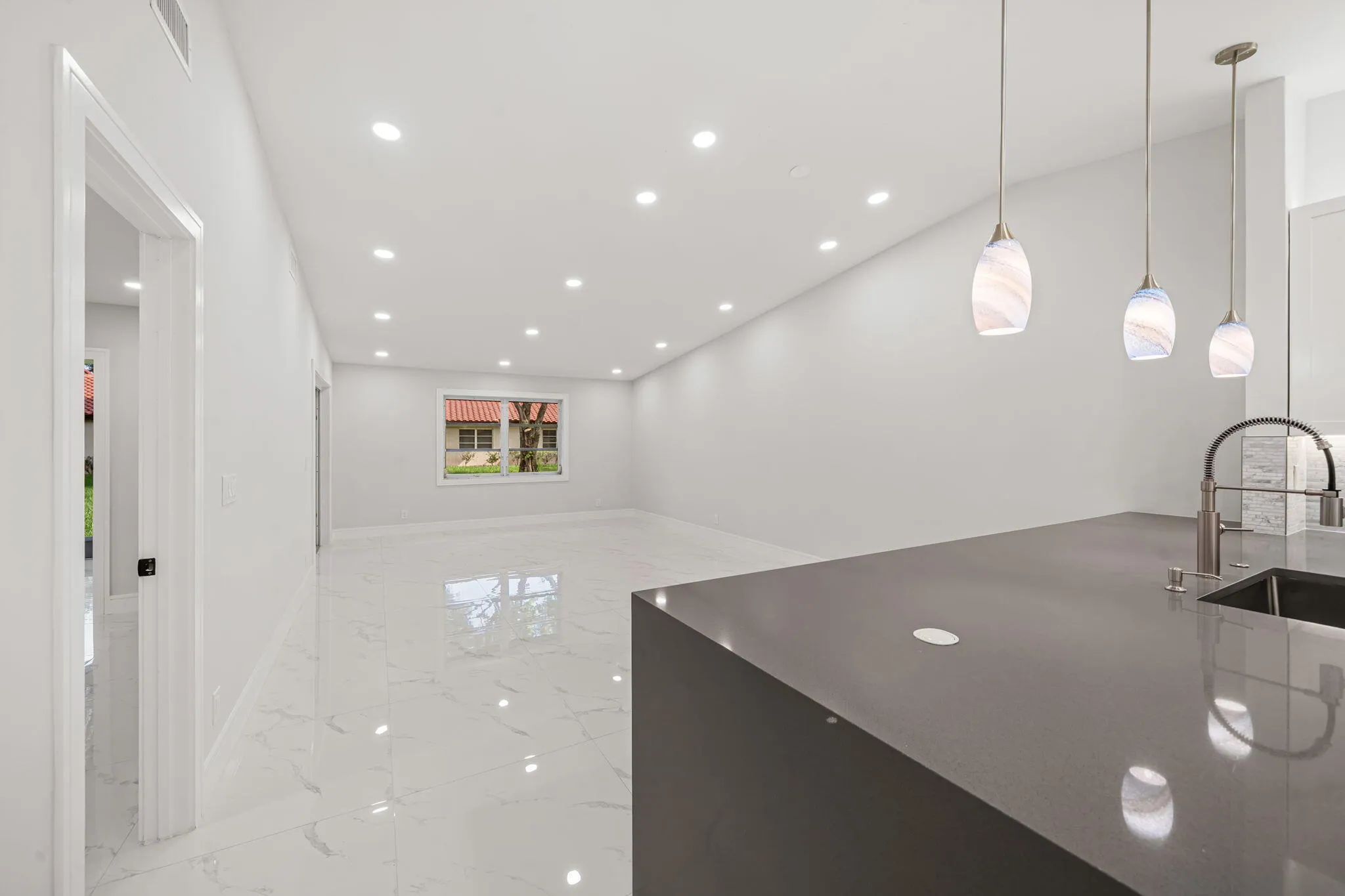 4 - Living Room