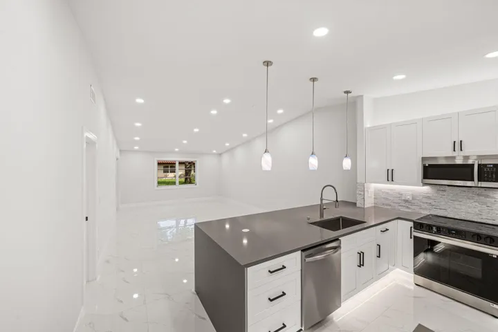 3 Kitchen 2