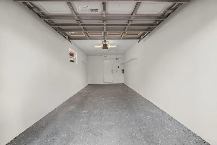 end - Garage