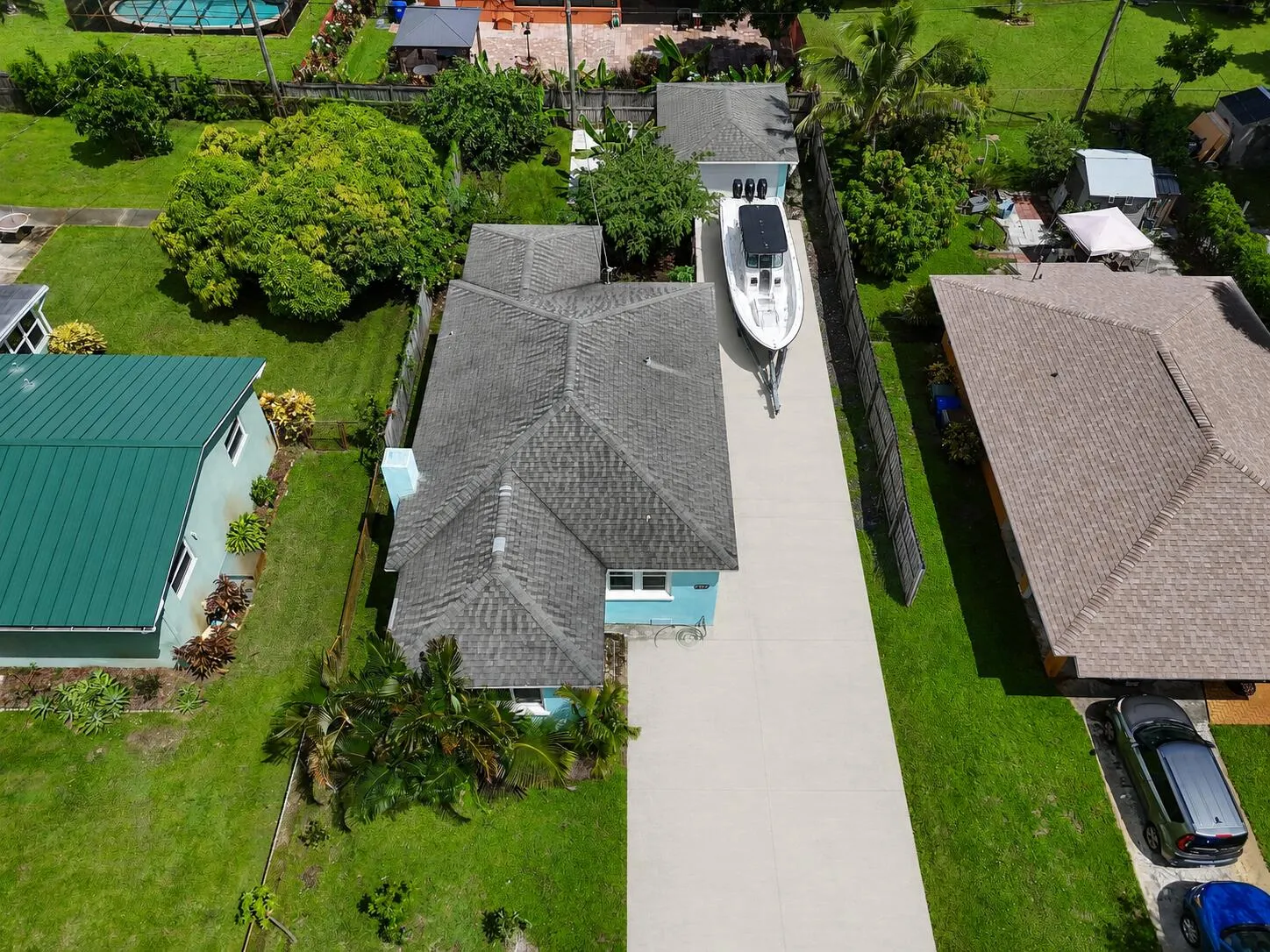 Long Driveway Storage (Virtually Created)