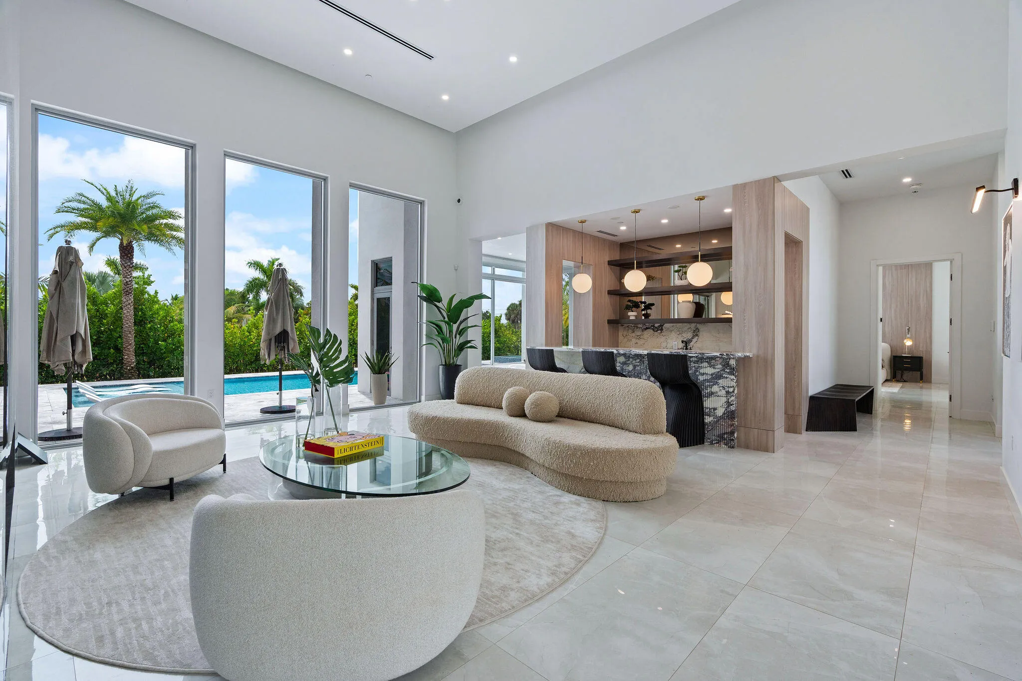 FORMAL LIVING ROOM - BAR AREA