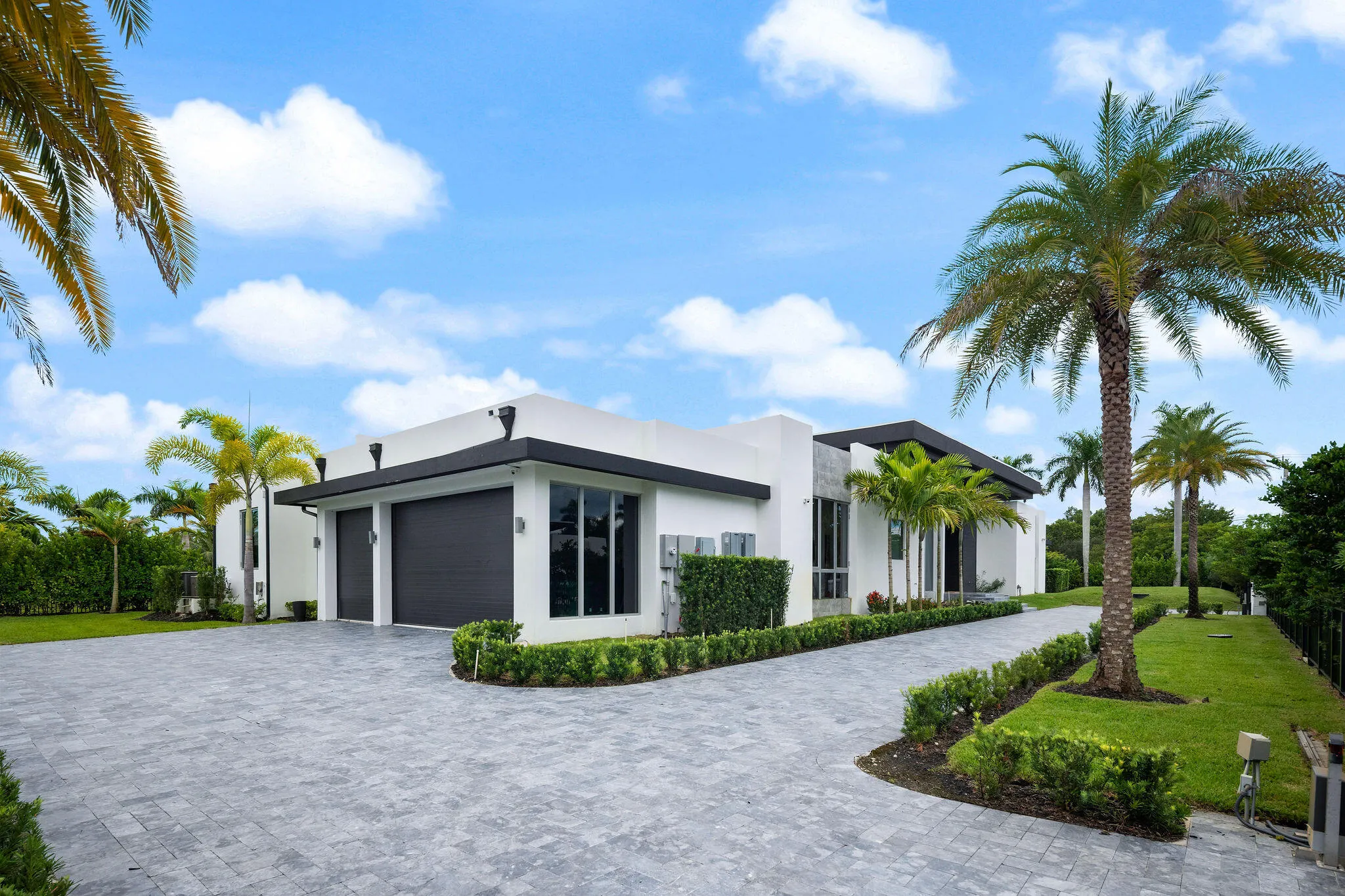 GARAGES
