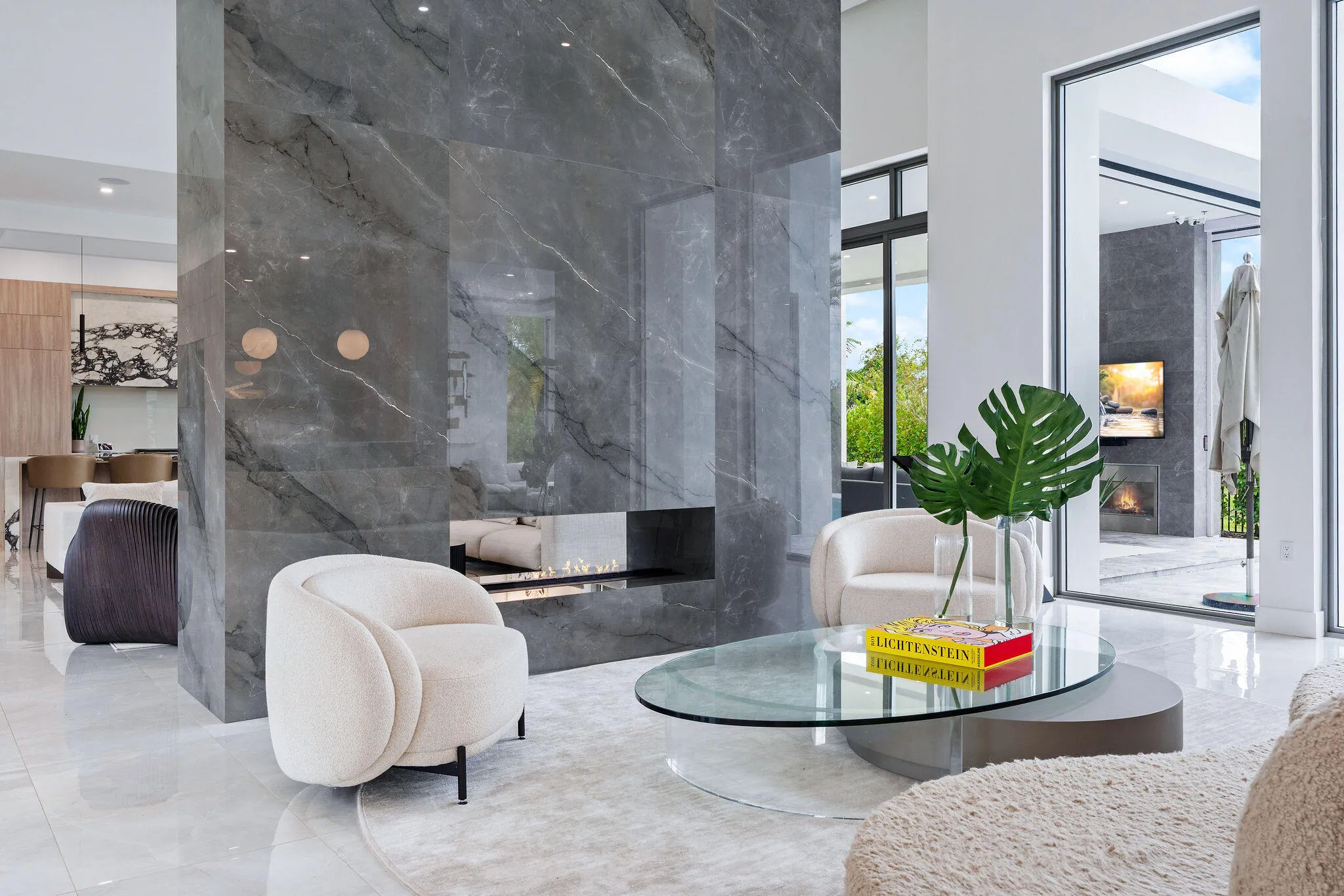 FORMAL LIVING ROOM