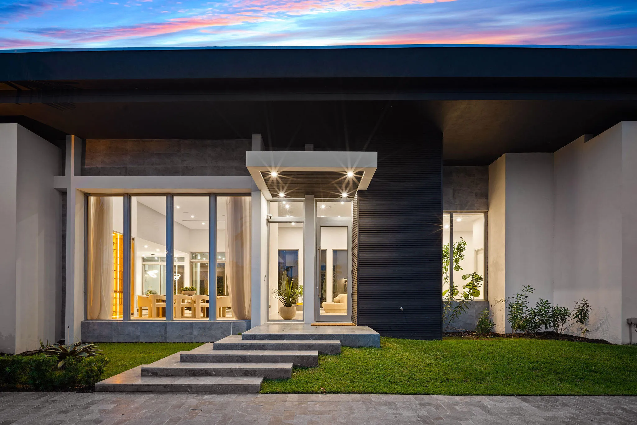 FRONT ENTRY - AI ENHANCED
