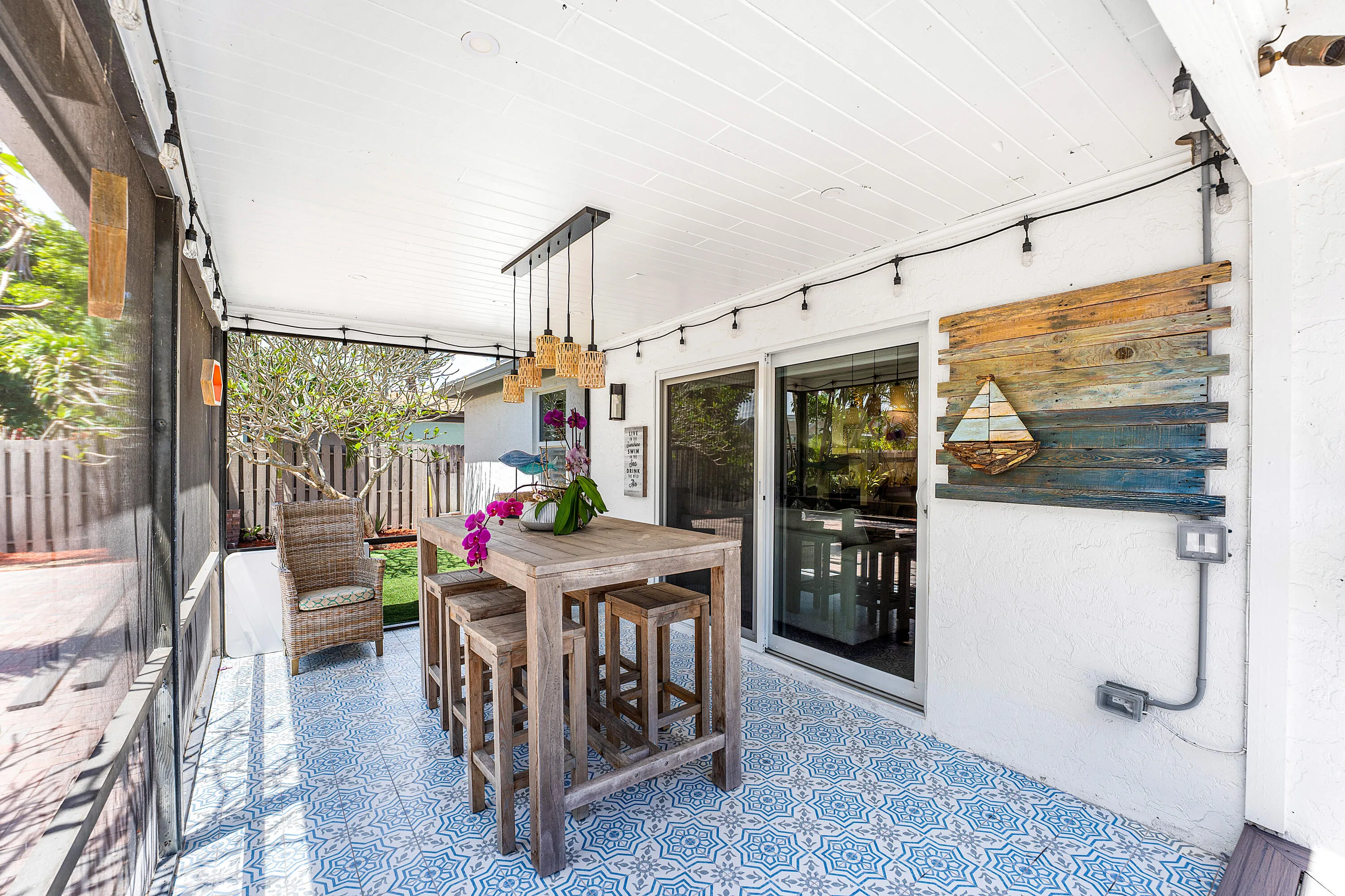 025-140ArrowheadCircle-Jupiter-FL-33458-