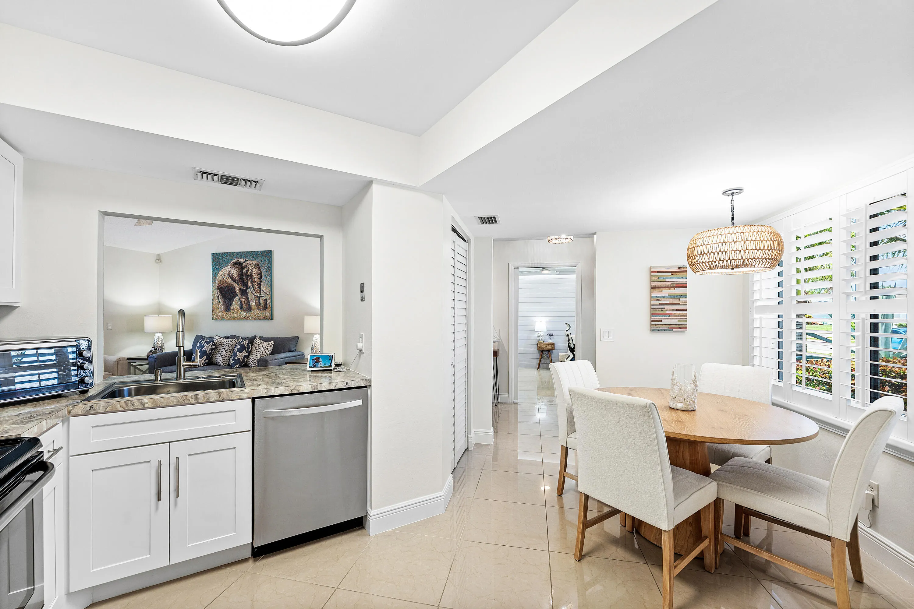 010-140ArrowheadCircle-Jupiter-FL-33458-