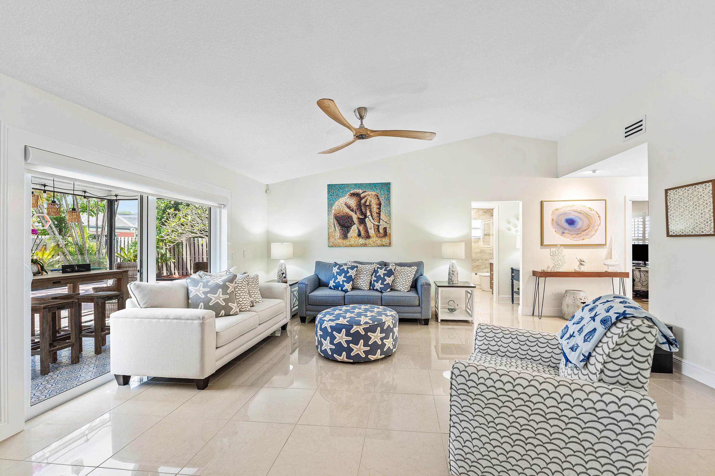 007-140ArrowheadCircle-Jupiter-FL-33458-