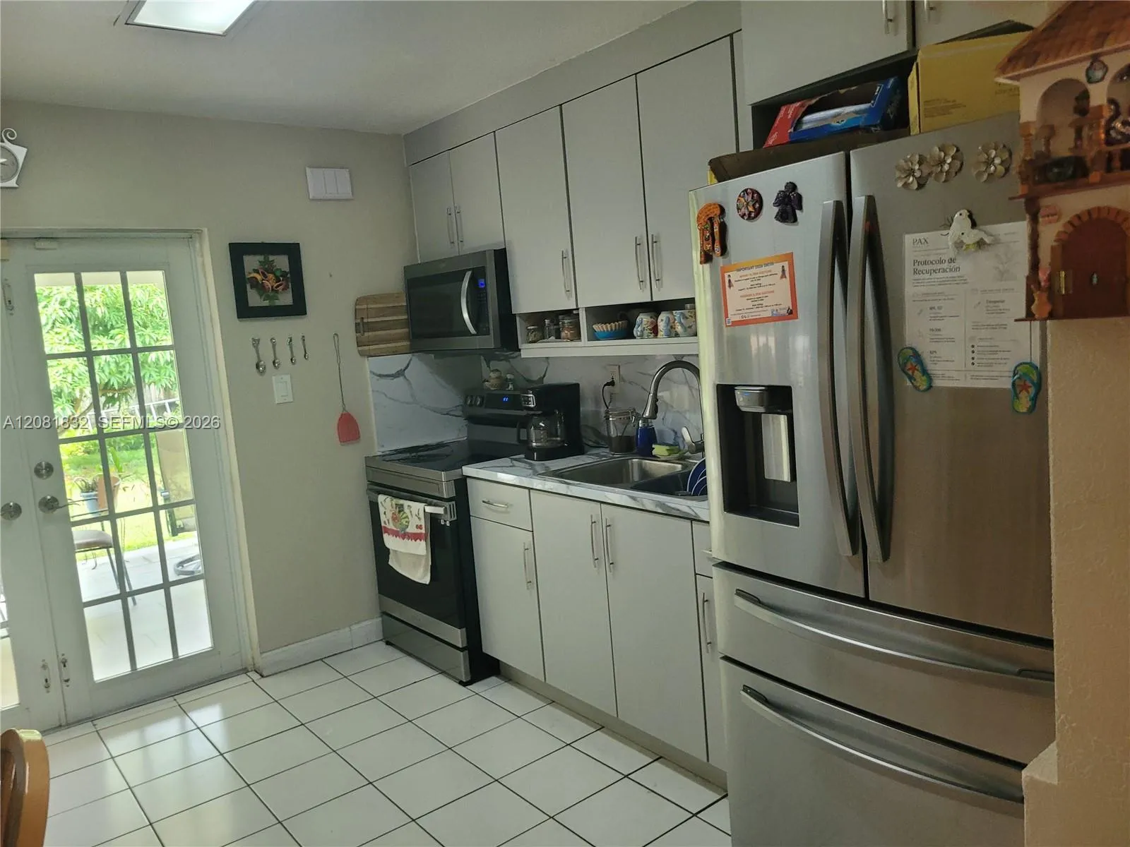 Photo 8