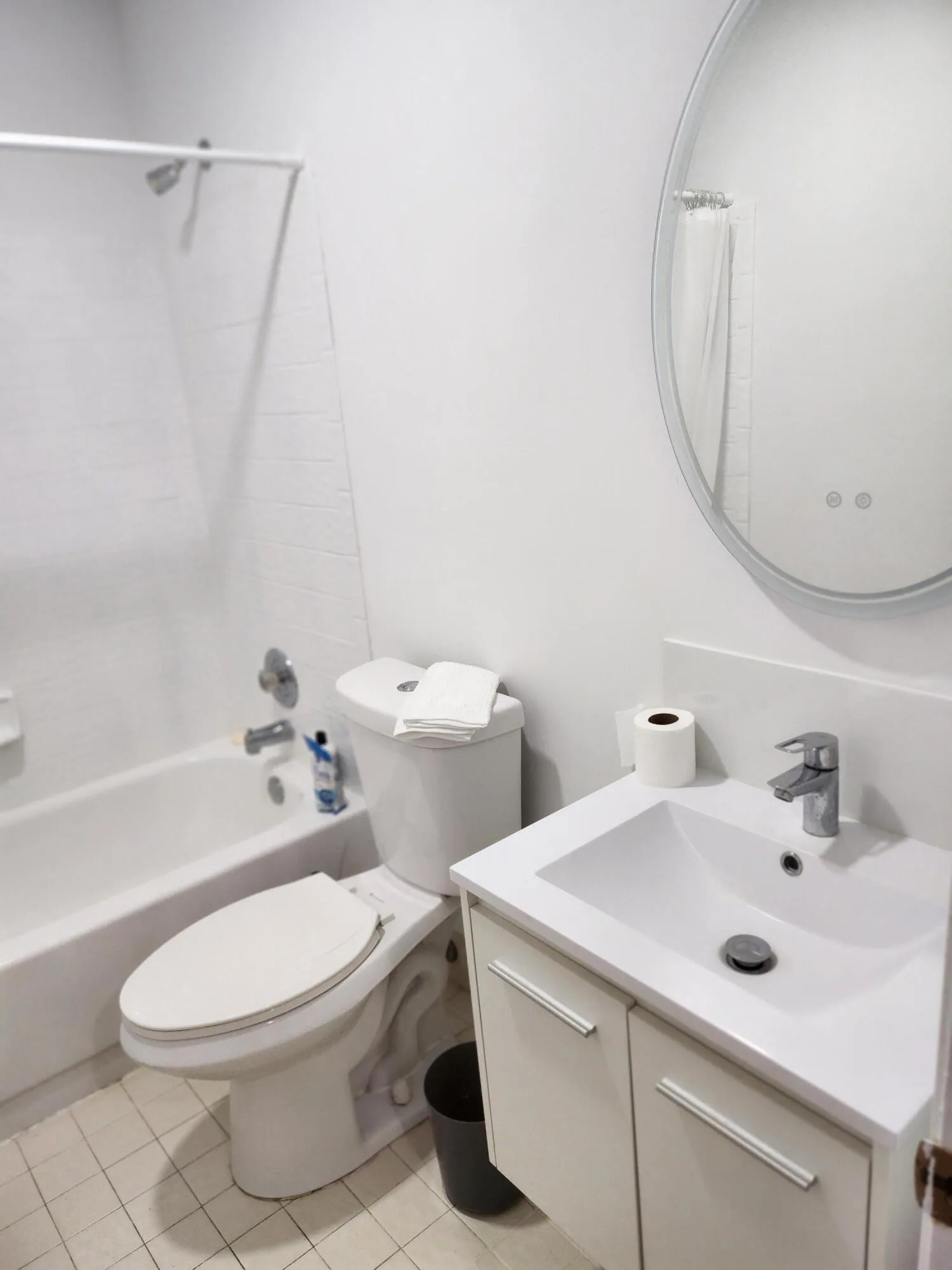 8934 Sunnywood Pl Boca guest bath