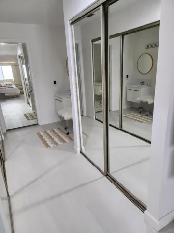 8934 Sunnywood Pl Boca hallway2