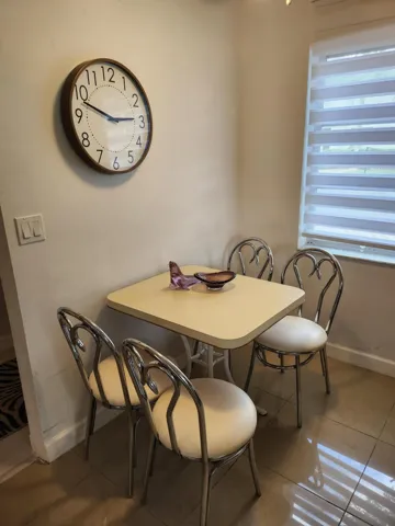 8934 Sunnywood Pl Boca dining room table
